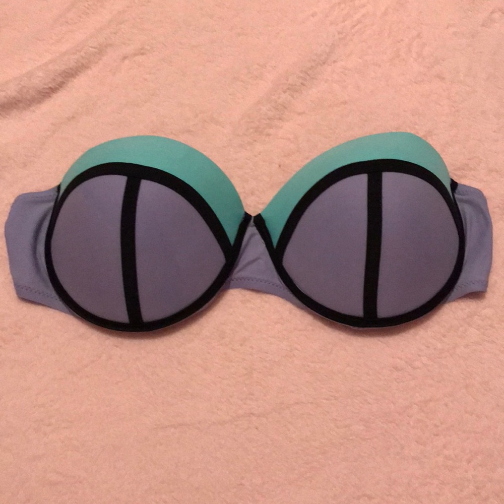 Bikini top